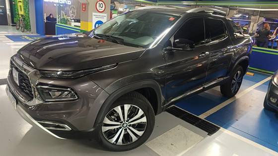 FIAT TORO 1.3 TURBO 270 FLEX VOLCANO AT6 FIAT TORO 1.3 TURBO 270 FLEX VOLCANO AT6